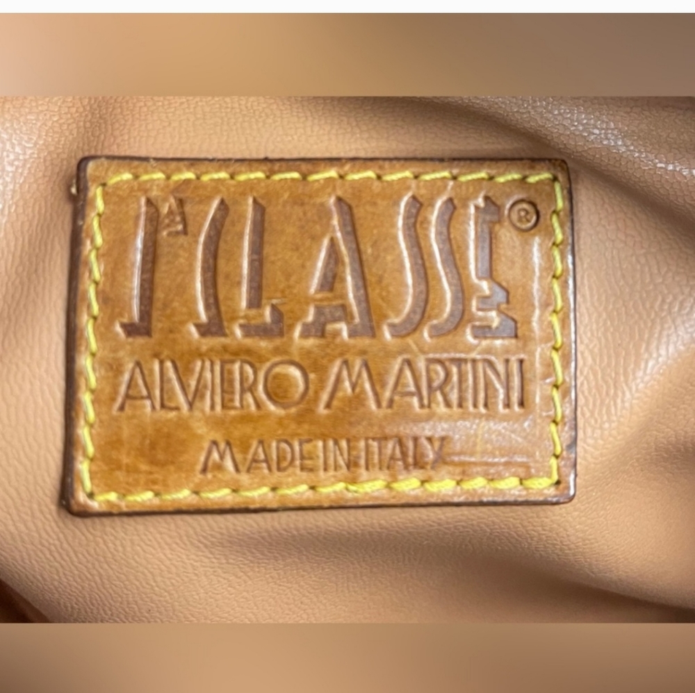 HOST PICK*Alviero Martini   Bag Luxury made in Italy ❤️ HOST PICK 3/15/24 ❤️ - Picture 7 of 12